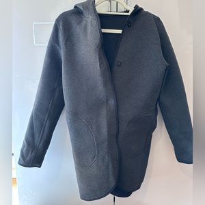 Lululemon reversible black and gray jacket, size 0